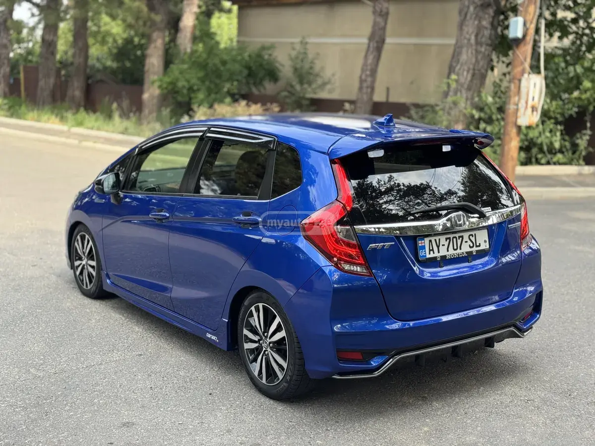 Honda Fit 2018 — photo 2