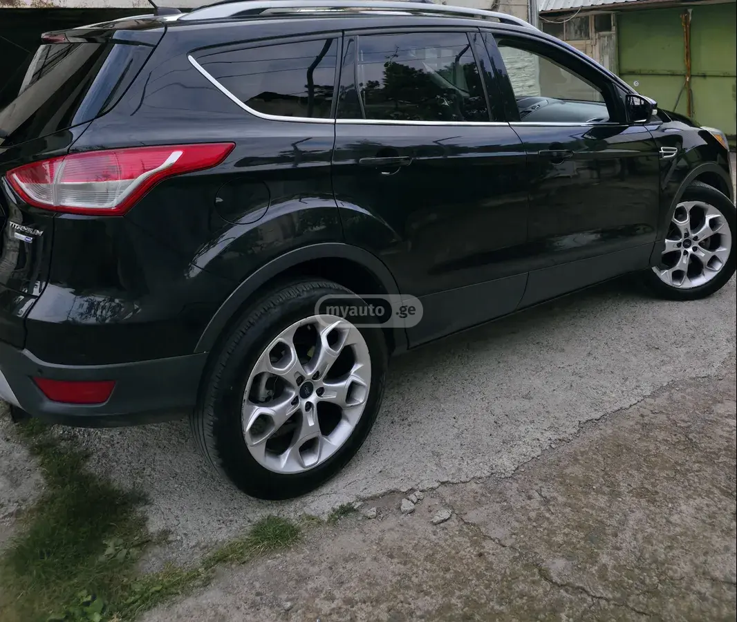 Ford Escape 2013 — photo 2
