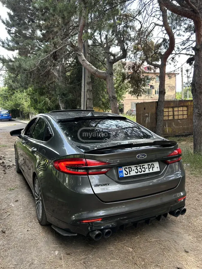 Ford Fusion 2018 — photo 2