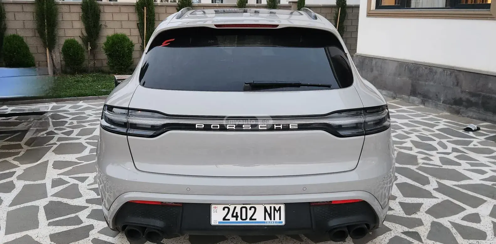 Porsche Macan 2024 — photo 2