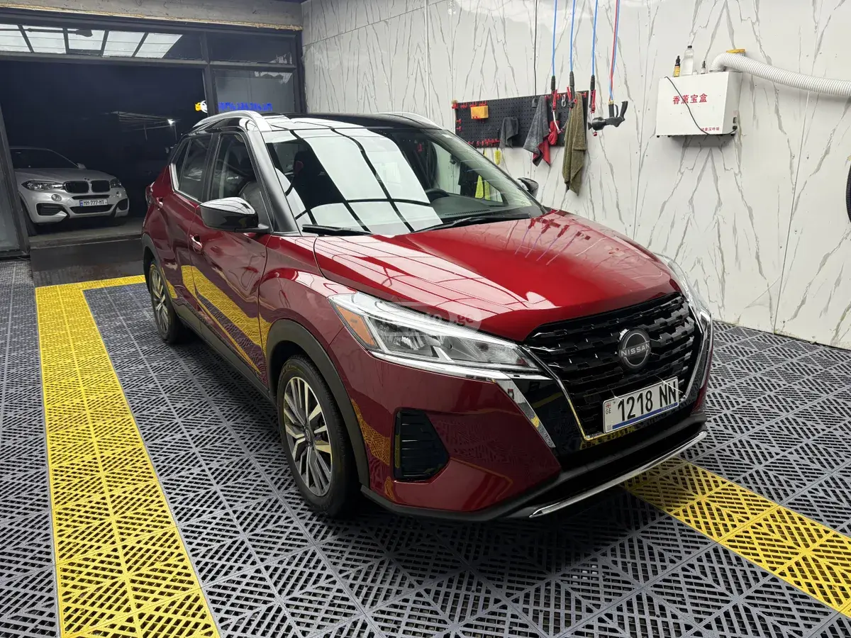 Nissan Kicks