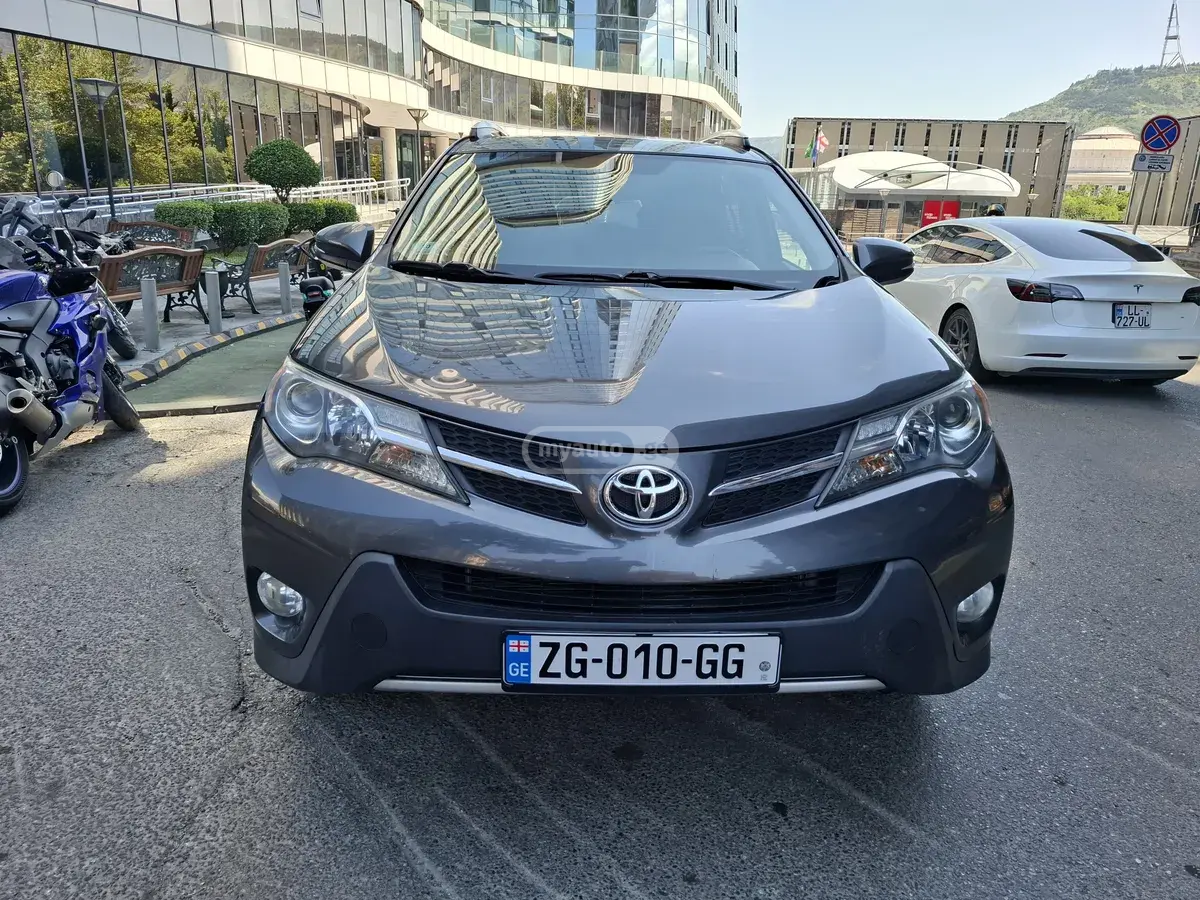 Toyota RAV4 2015 — photo 2