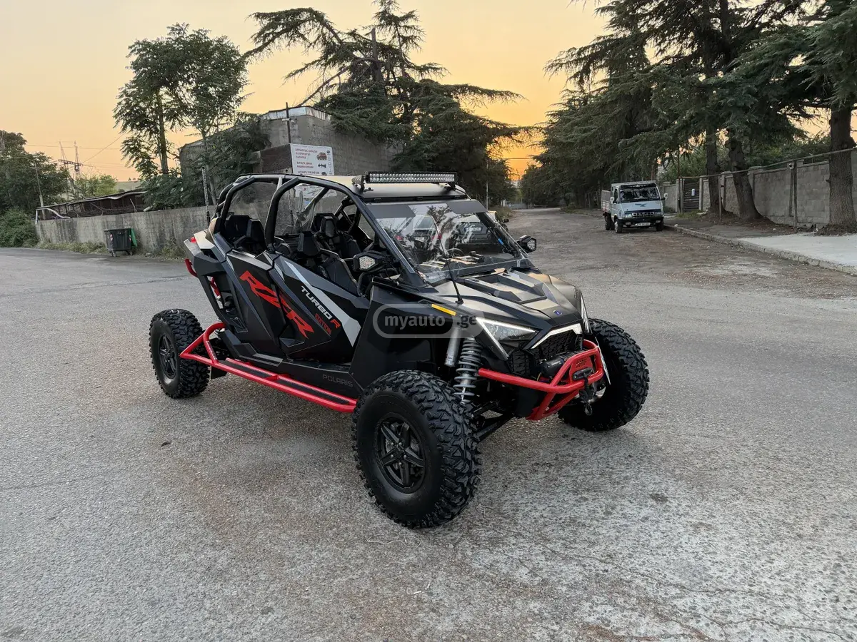Polaris RZR XP 4 Turbo S 2023 — photo 2