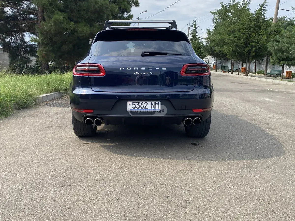 Porsche Macan