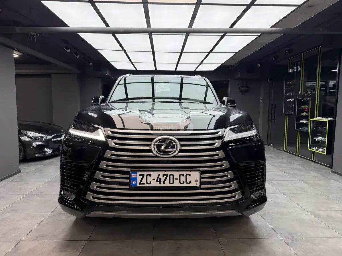Lexus LX 600