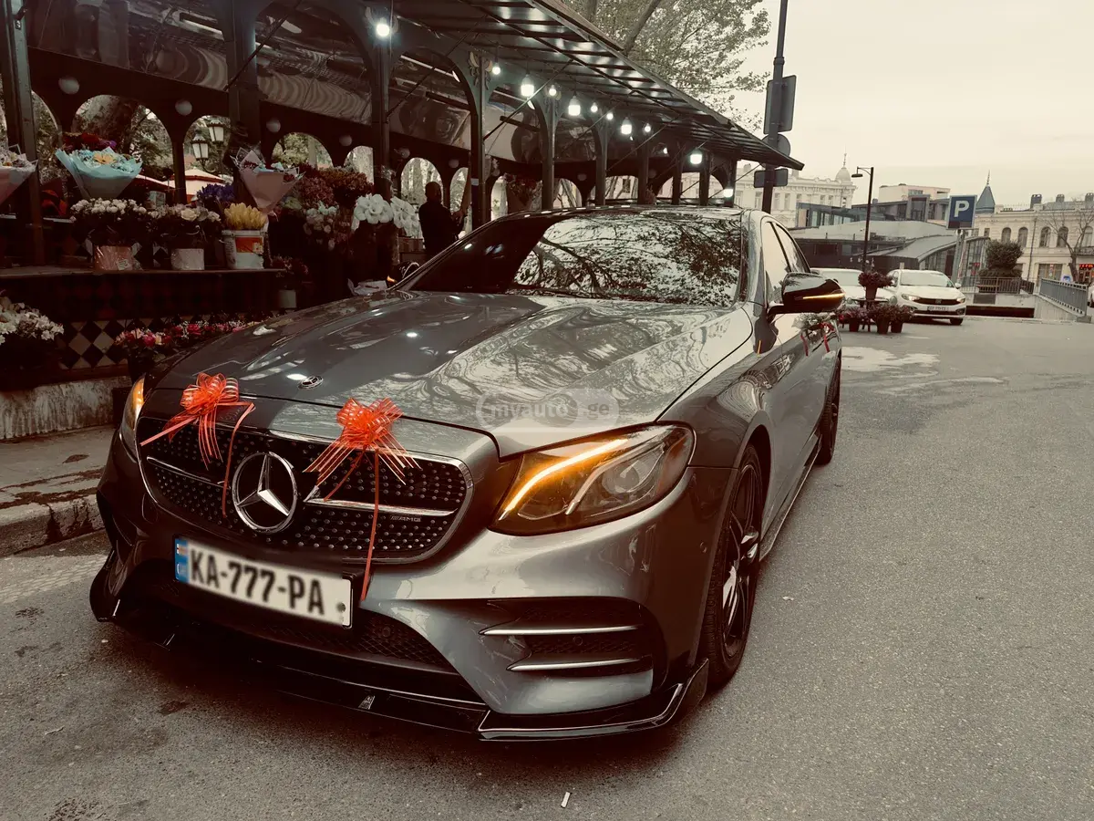 Mercedes-Benz E53 AMG