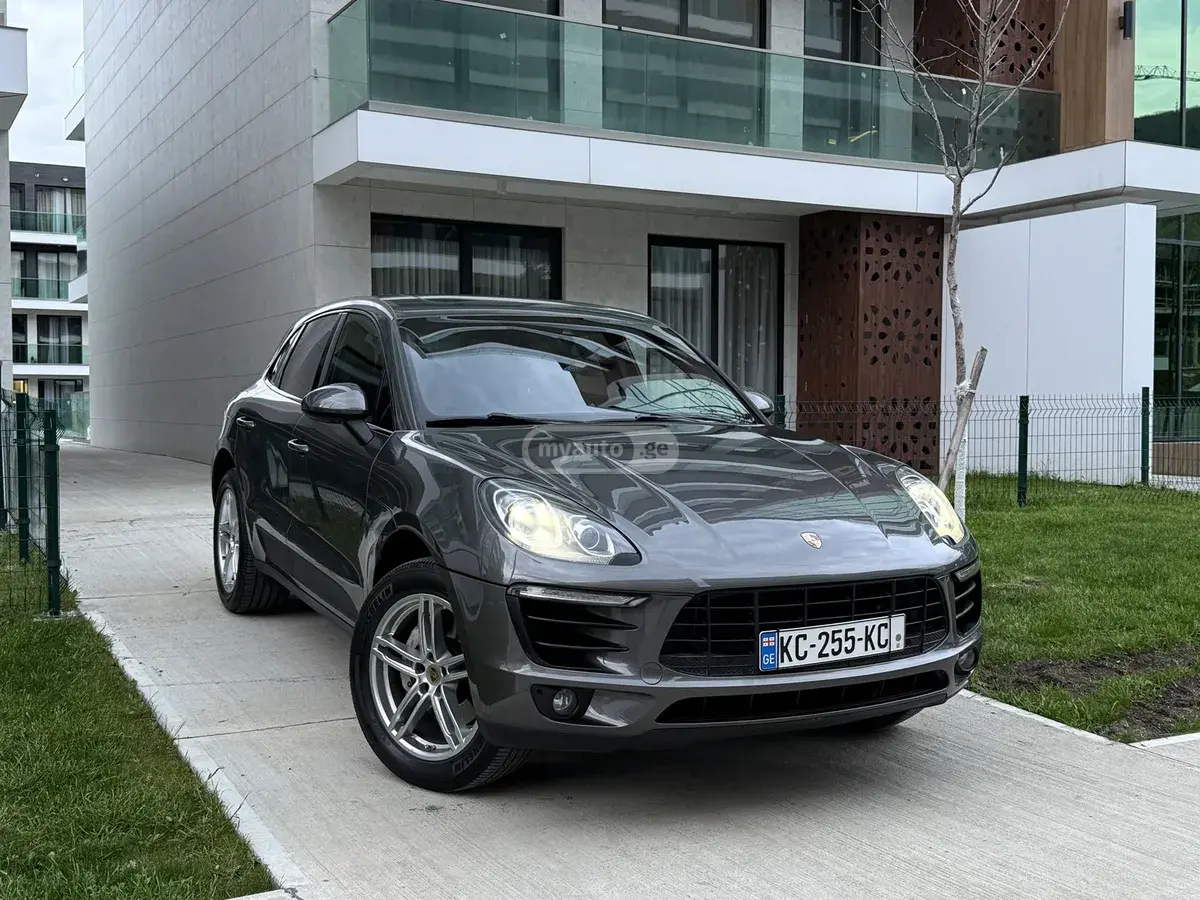 Porsche Macan