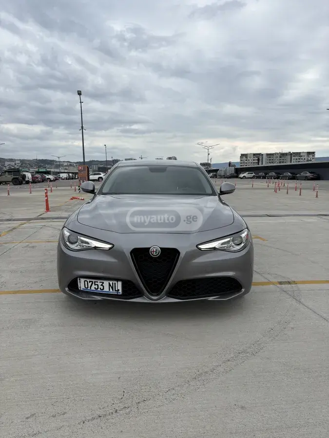 Alfa Romeo Giulia
