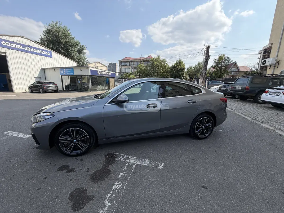 BMW 228 2023 — photo 2