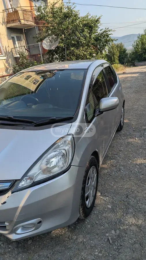 Honda Fit 2013 — photo 2