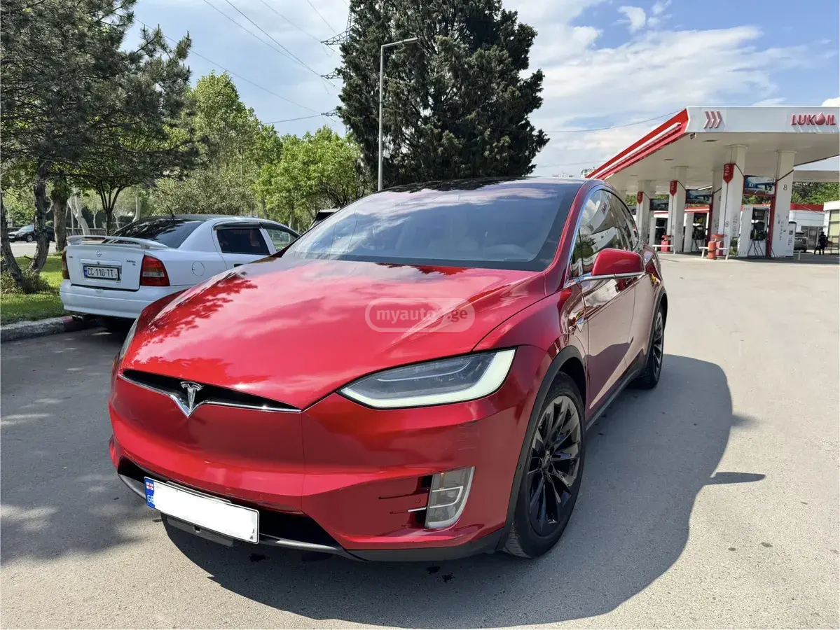 Tesla Model X 2018 — photo 2
