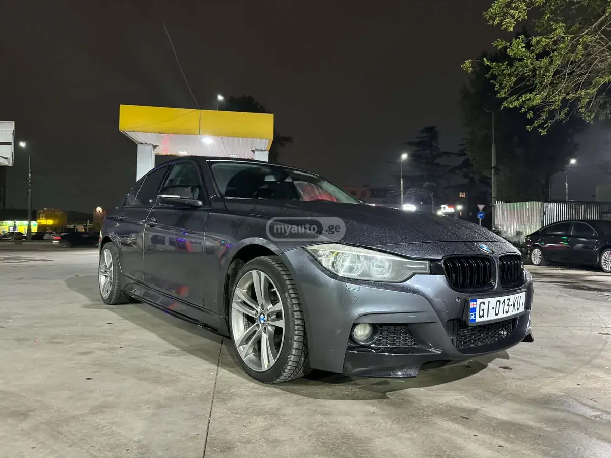 BMW 320