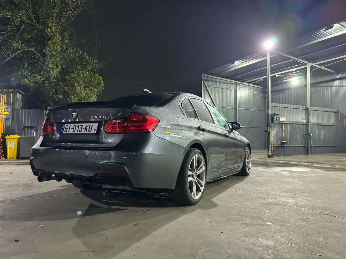 BMW 320 2015 — photo 2