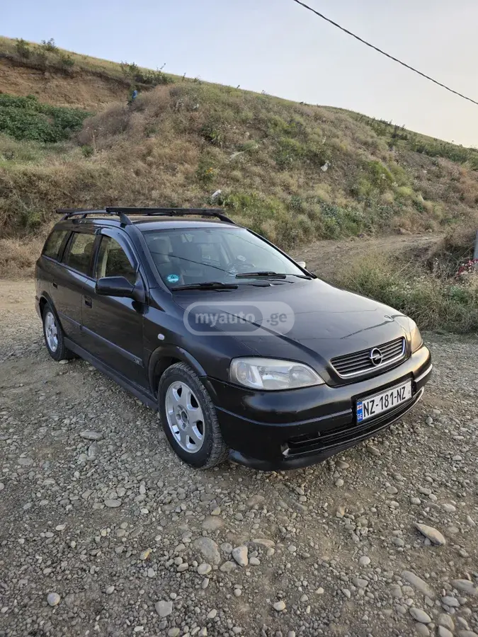 Opel Vectra 2001 — photo 2