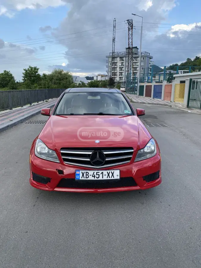 Mercedes-Benz C 300