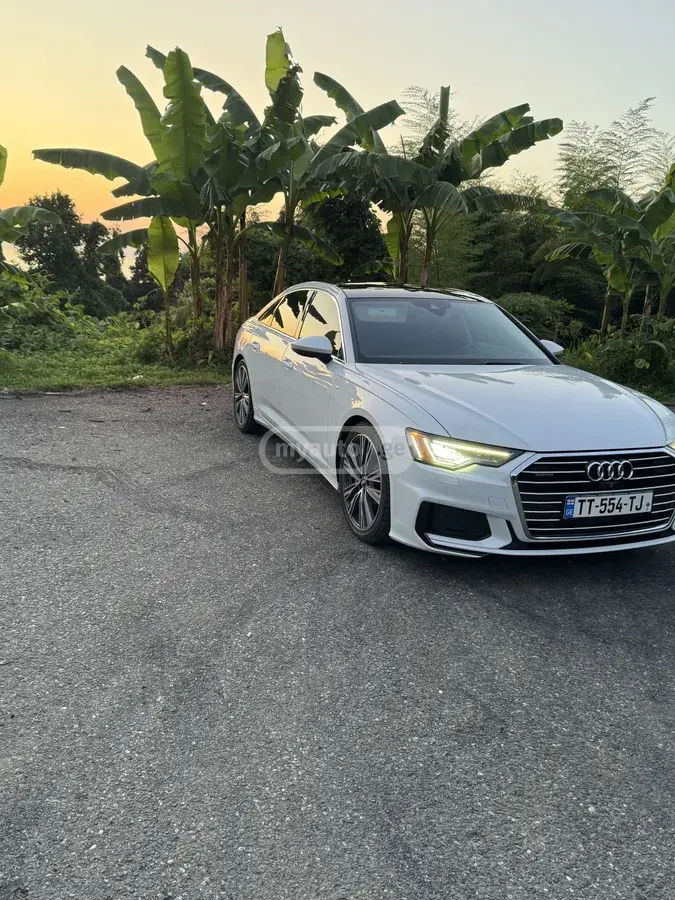 Audi A6 2019 — photo 2