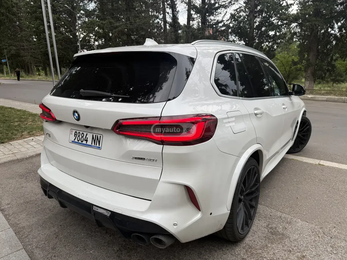 BMW X5 2021 — photo 2
