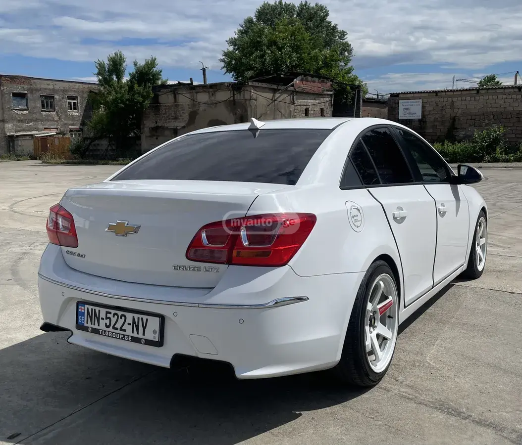 Chevrolet Cruze 2015 — photo 2