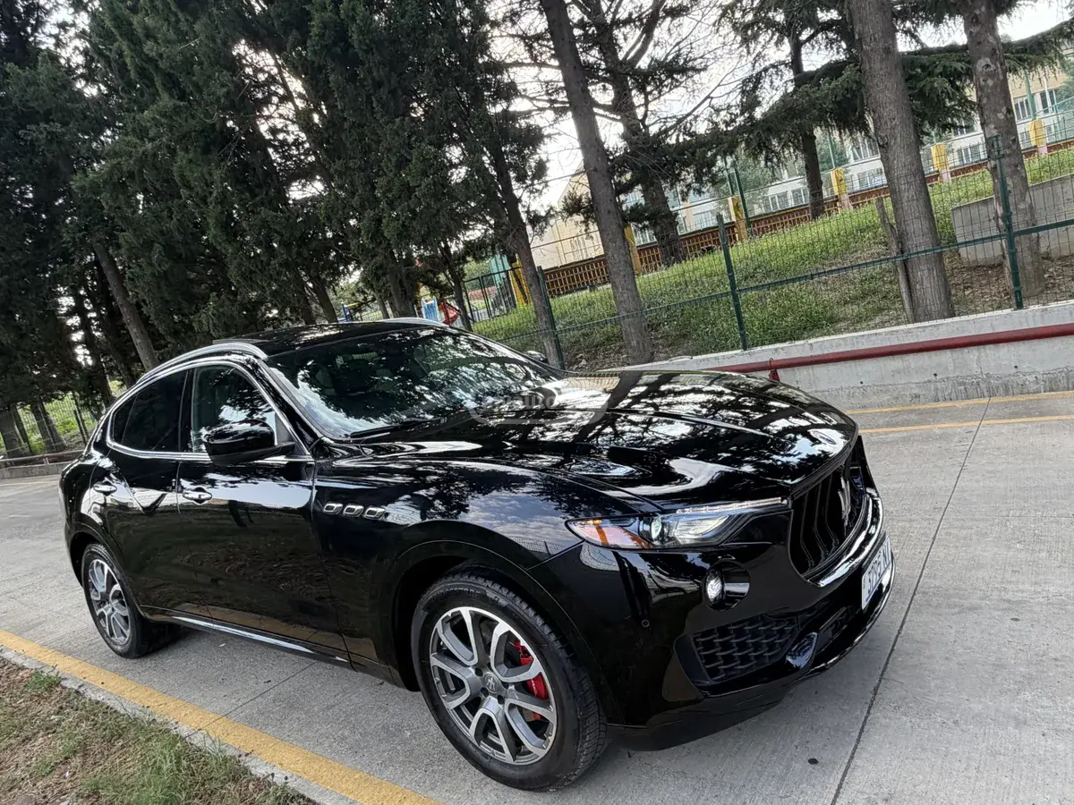 Maserati Levante 2017 — photo 2