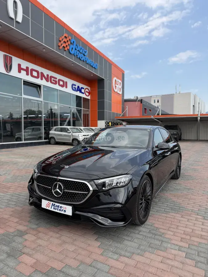 Mercedes-Benz E 200