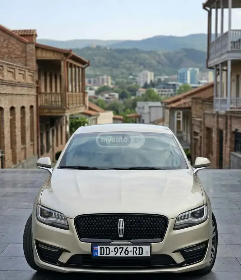 Lincoln MKZ