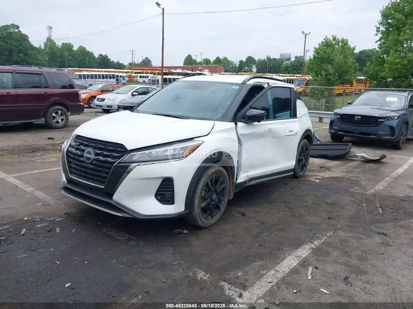 Nissan Kicks