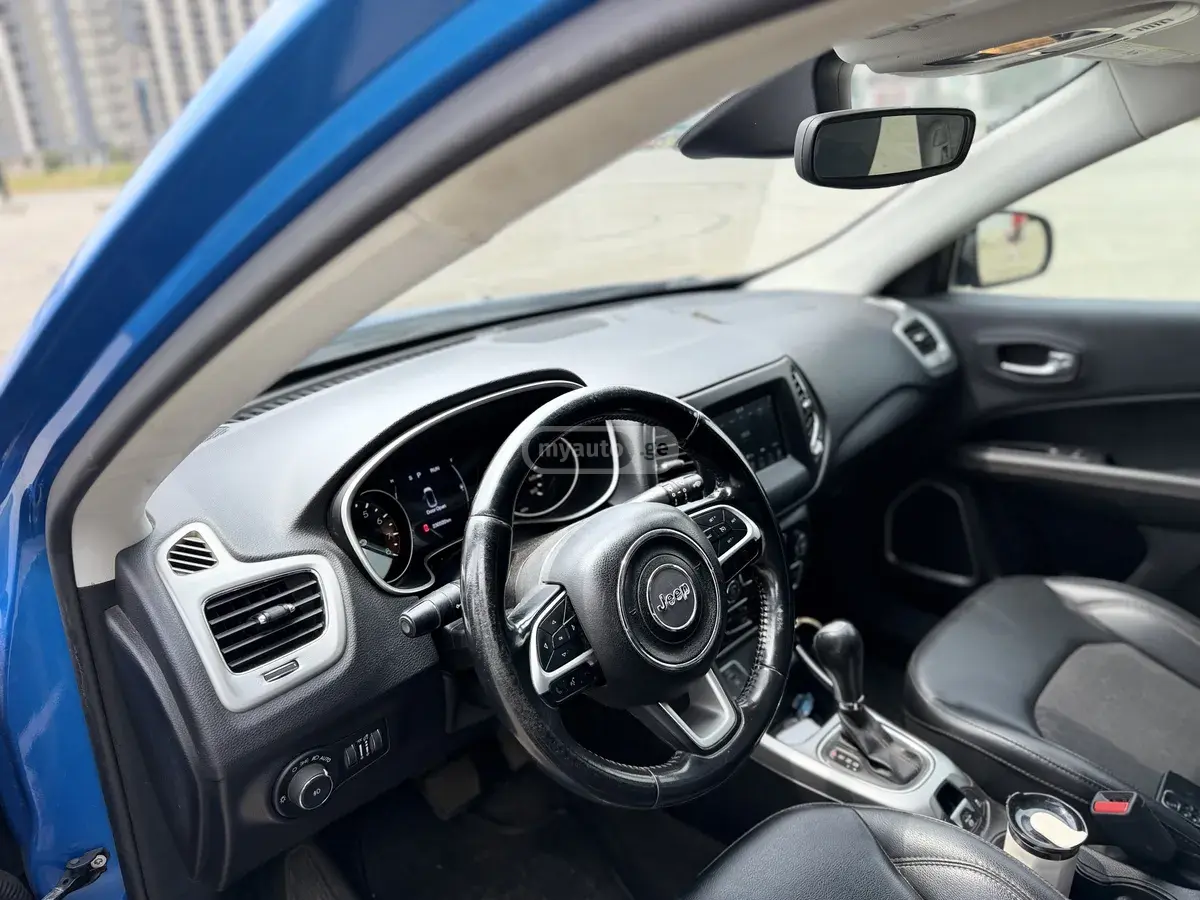 Jeep Compass 2019 — photo 2
