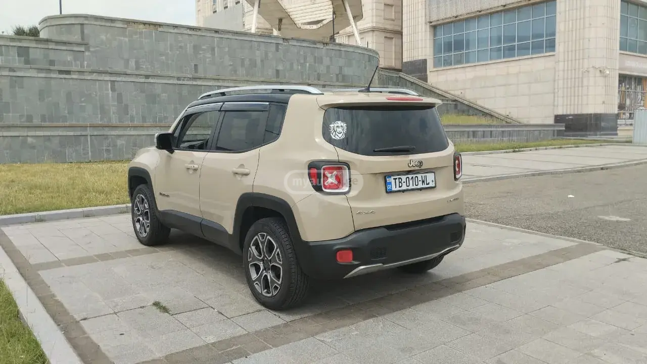 Jeep Renegade 2016 — photo 2