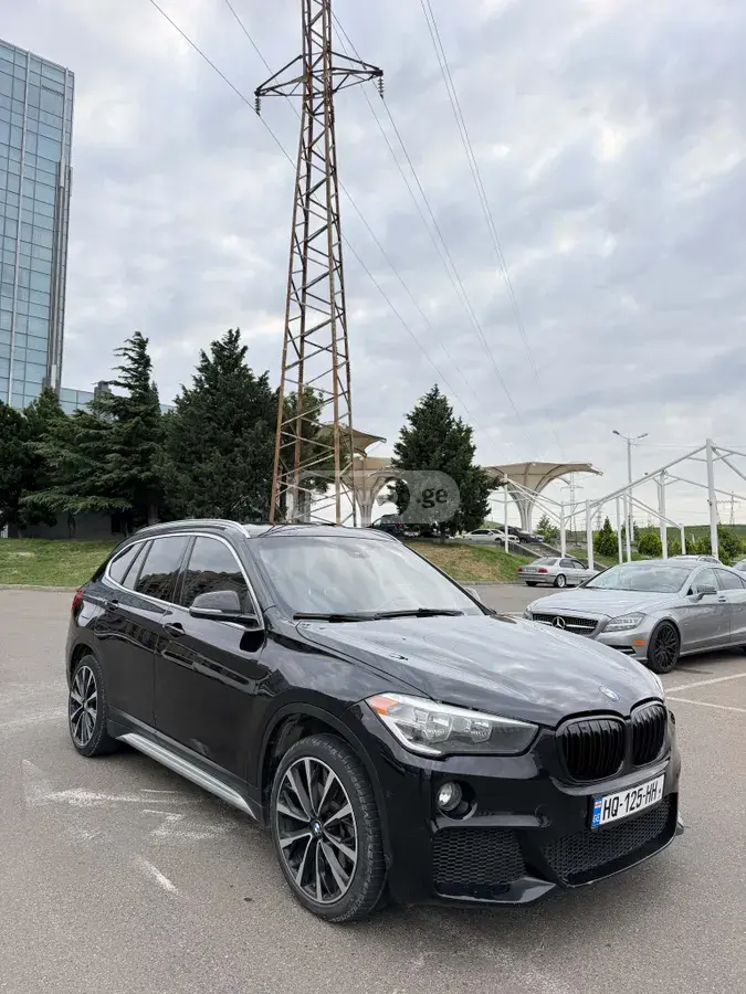 BMW X1 2018 — photo 2