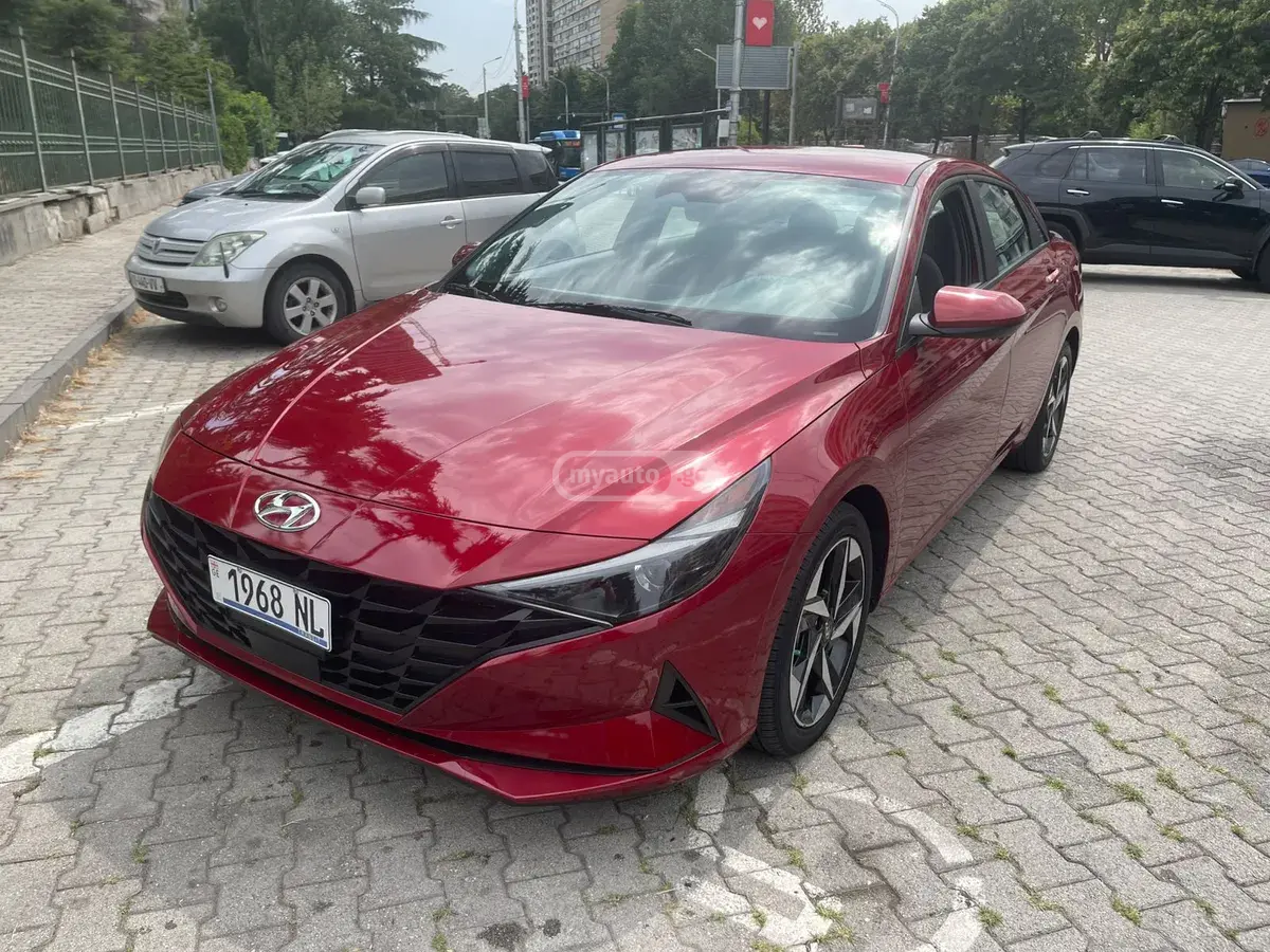 Hyundai Elantra 2023 — photo 2