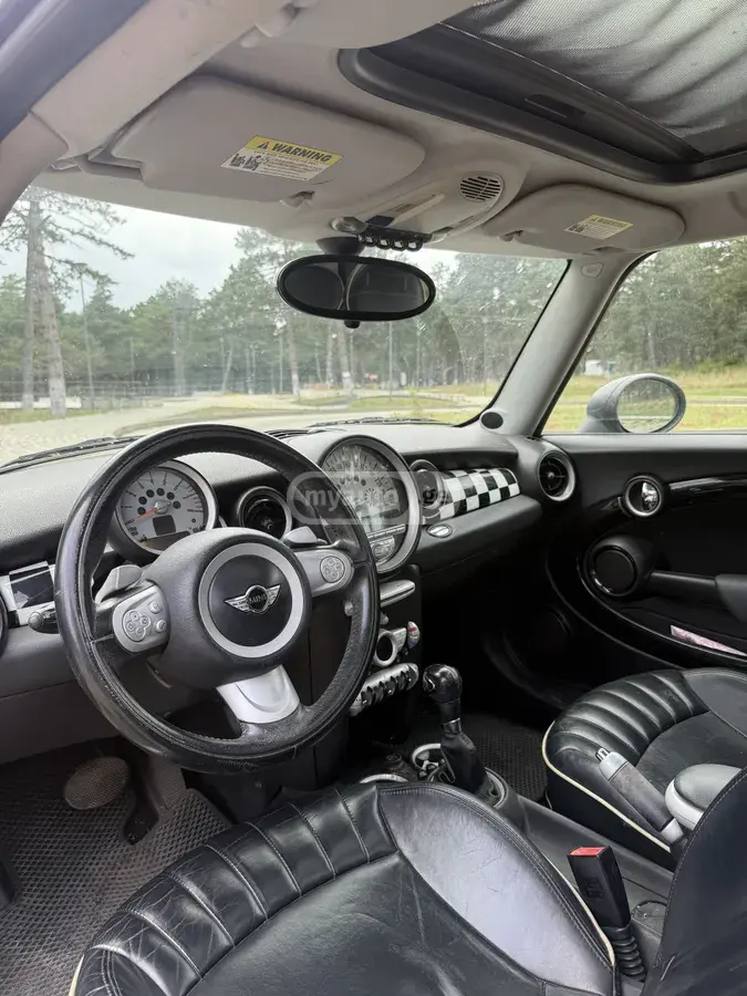 Mini Cooper 2007 — photo 2