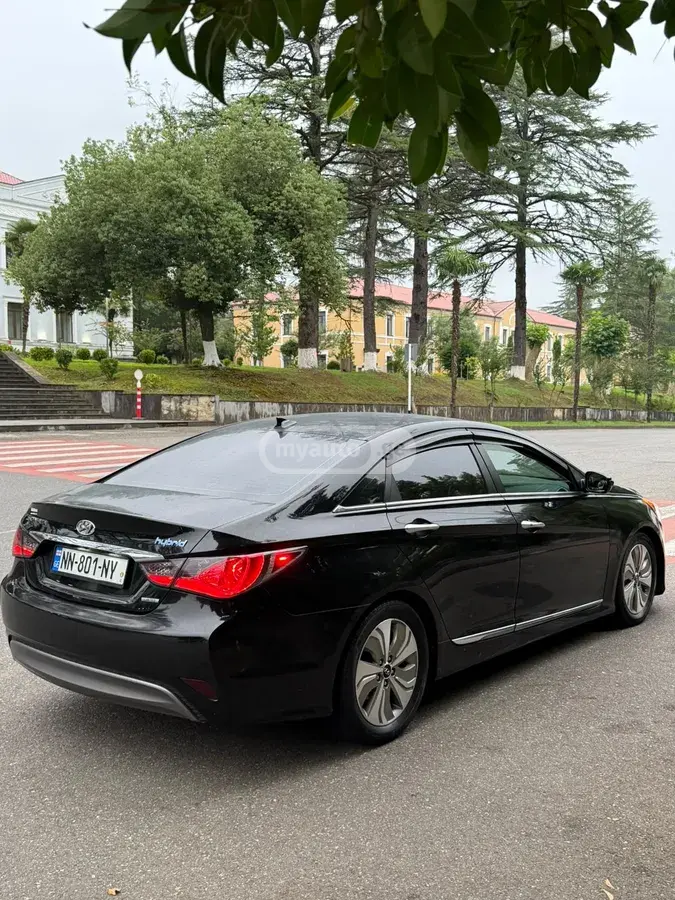 Hyundai Sonata 2014 — photo 2