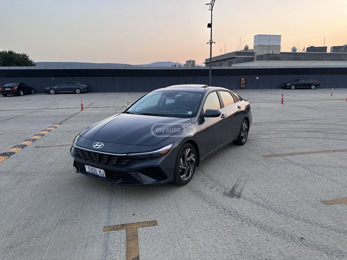 Hyundai Elantra