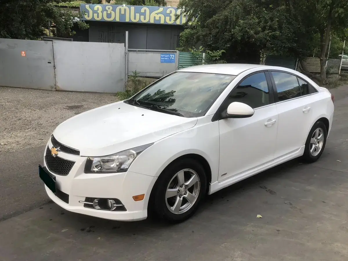 Chevrolet Cruze 2013 — photo 2