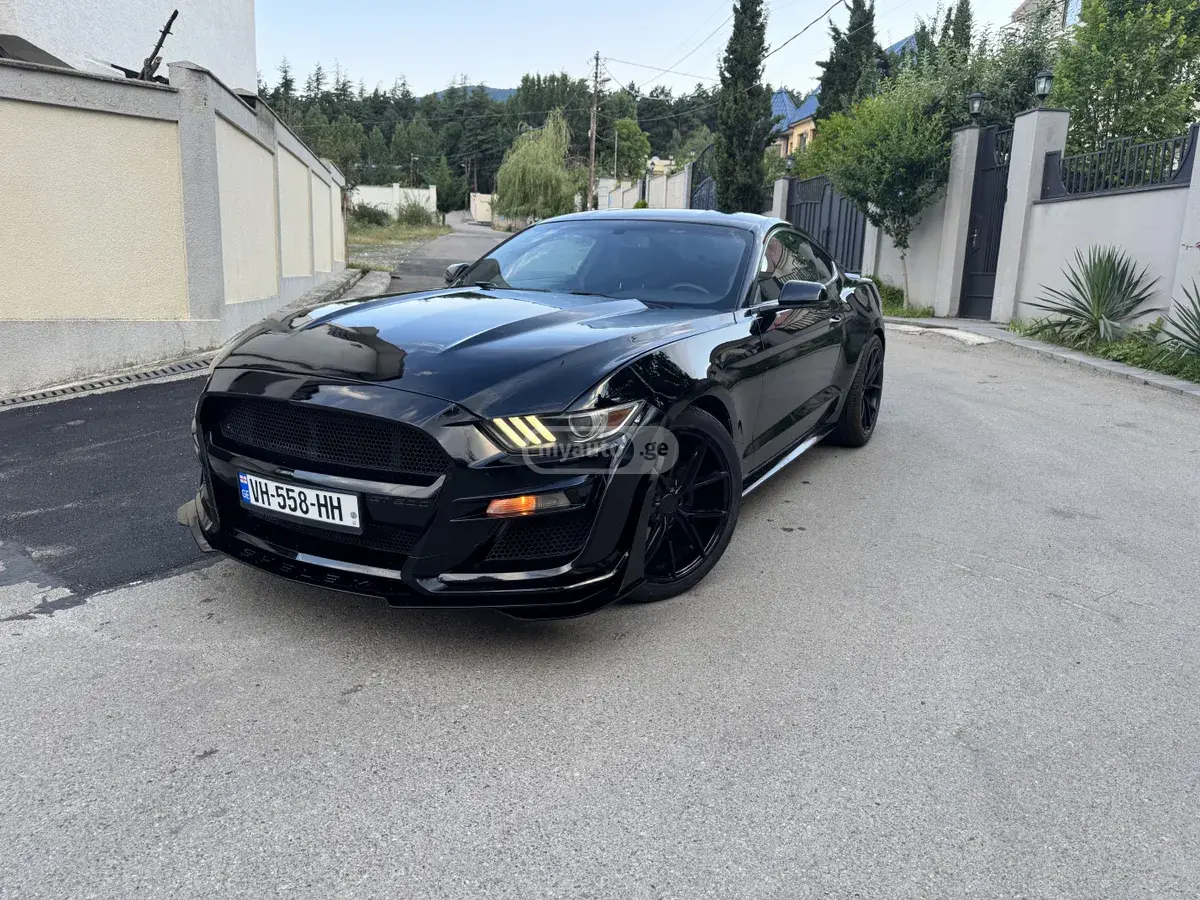 Ford Mustang 2017 — photo 2