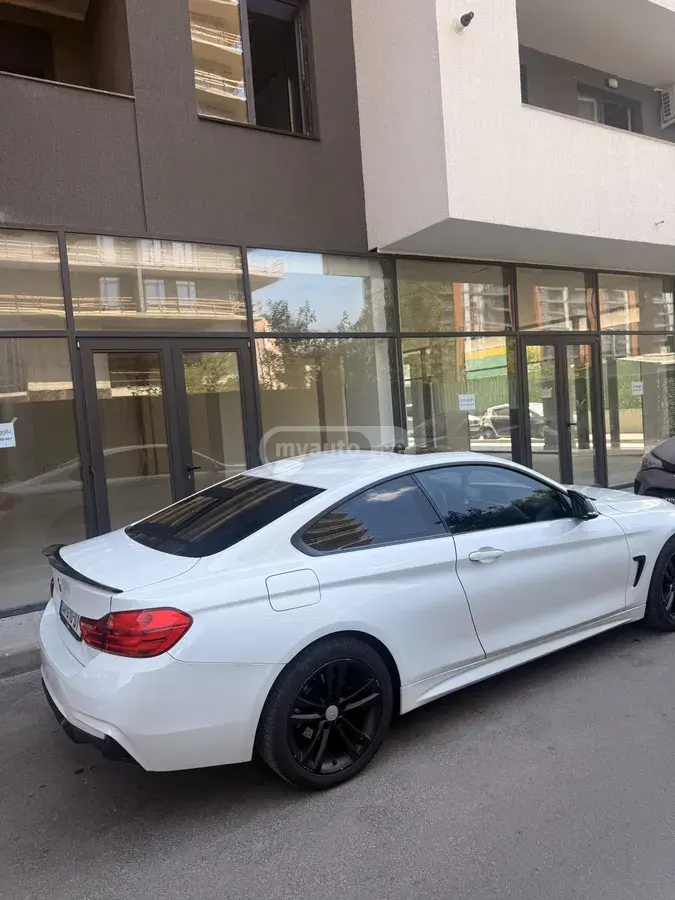 BMW 428