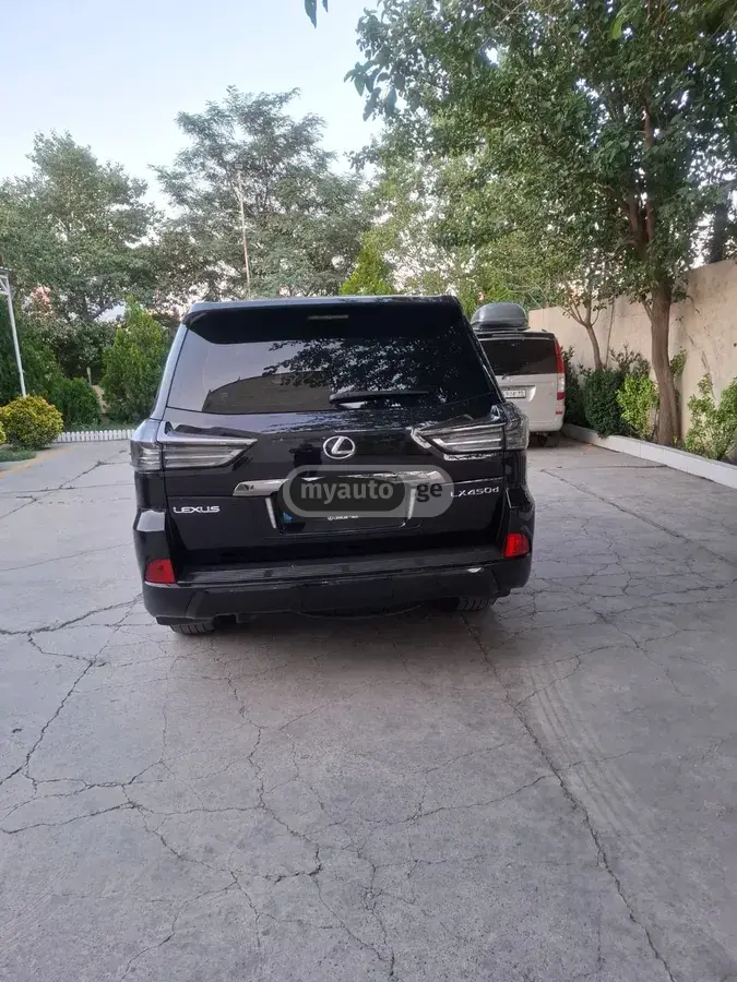 Lexus LX 450 2020 — photo 2