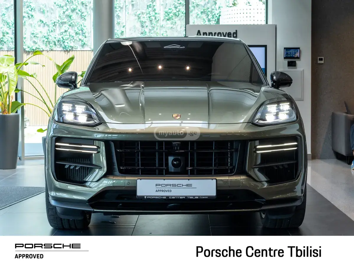 Porsche Cayenne 2026 — photo 2