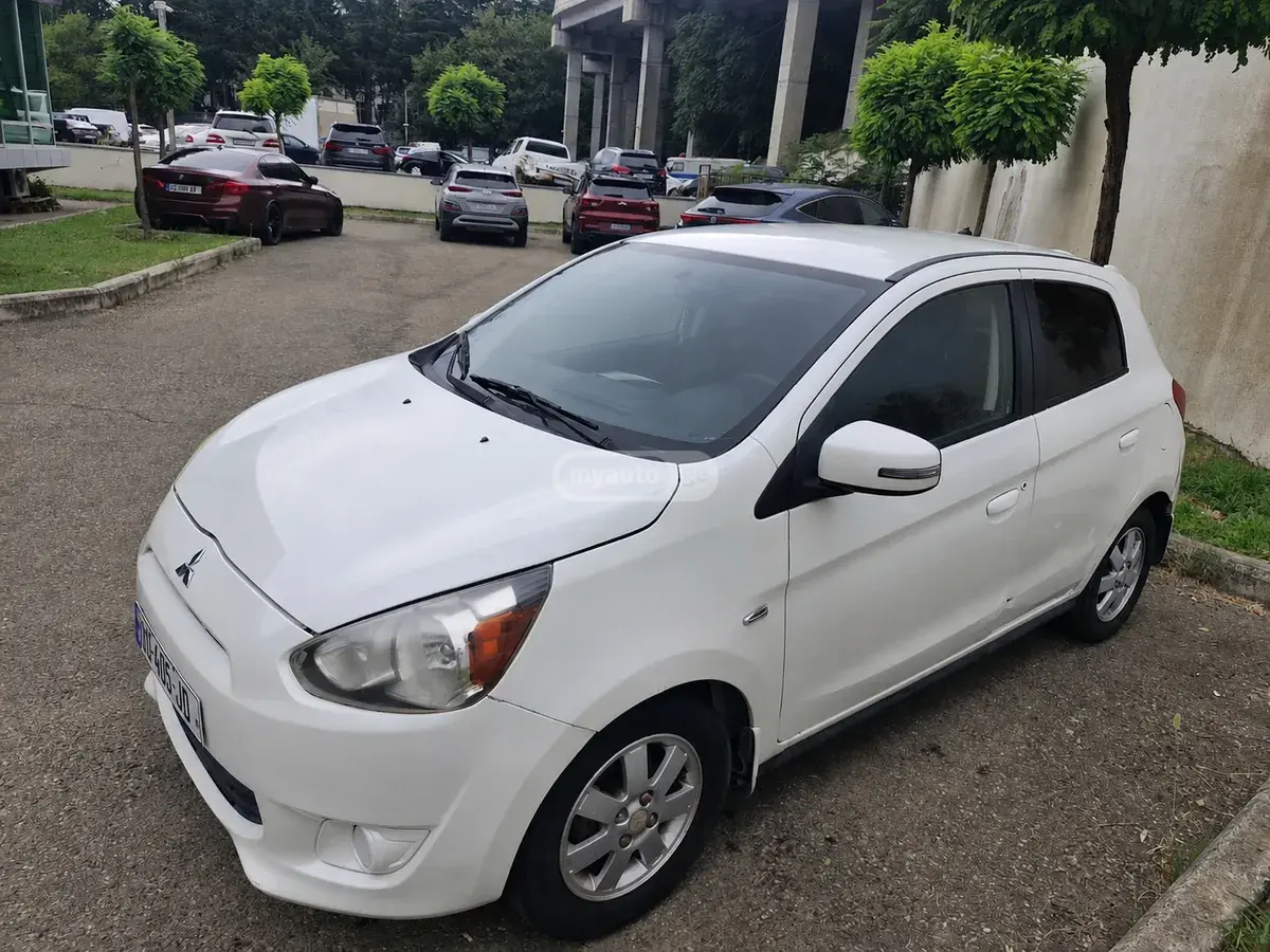 Mitsubishi Mirage 2015 — photo 2