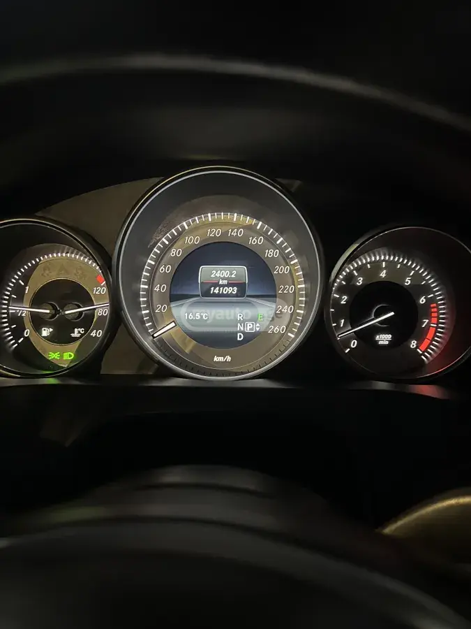Mercedes-Benz E 400 2015 — photo 2