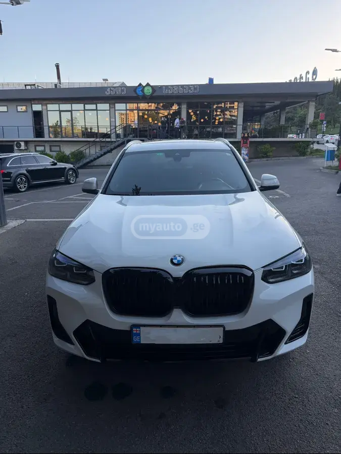 BMW X3 2022 — photo 2