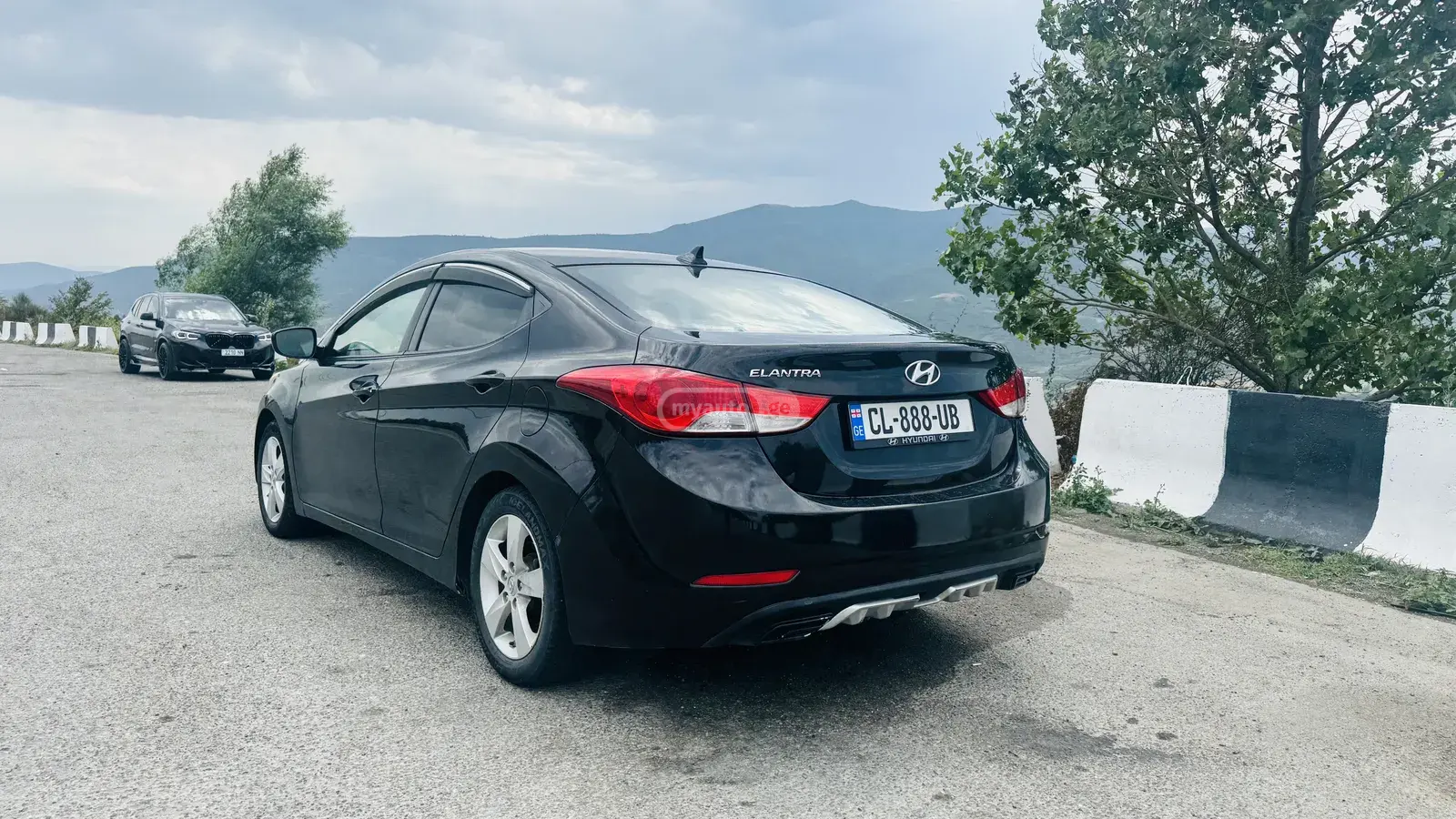 Hyundai Elantra 2013 — photo 2