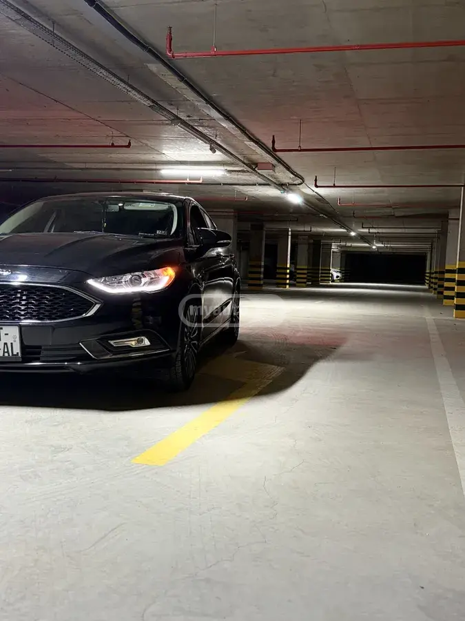 Ford Fusion 2018 — photo 2