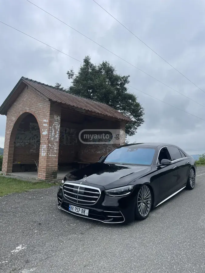 Mercedes-Benz S 580 2023 — photo 2