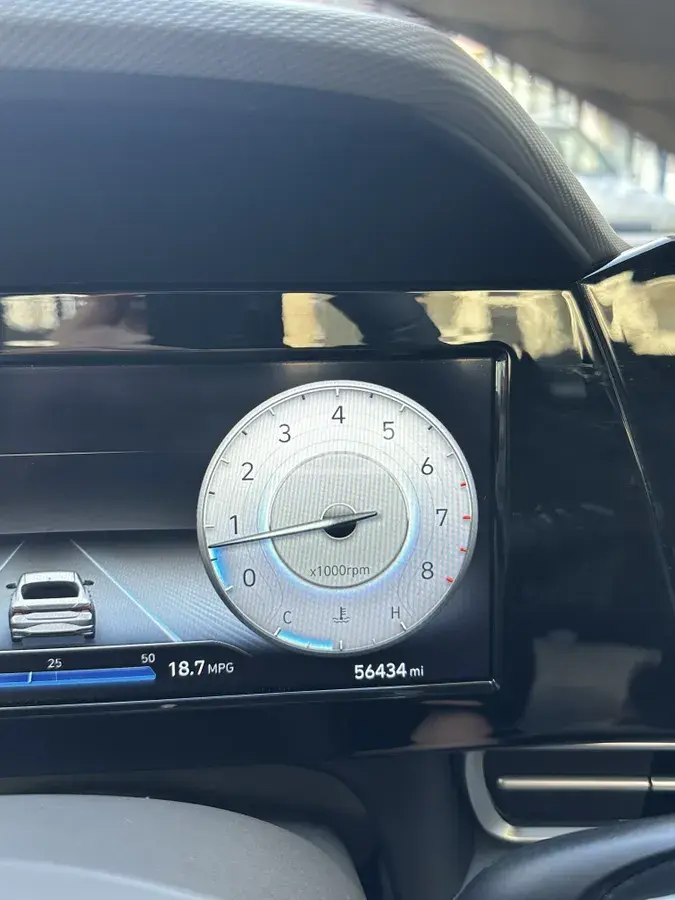 Hyundai Elantra 2022 — photo 2