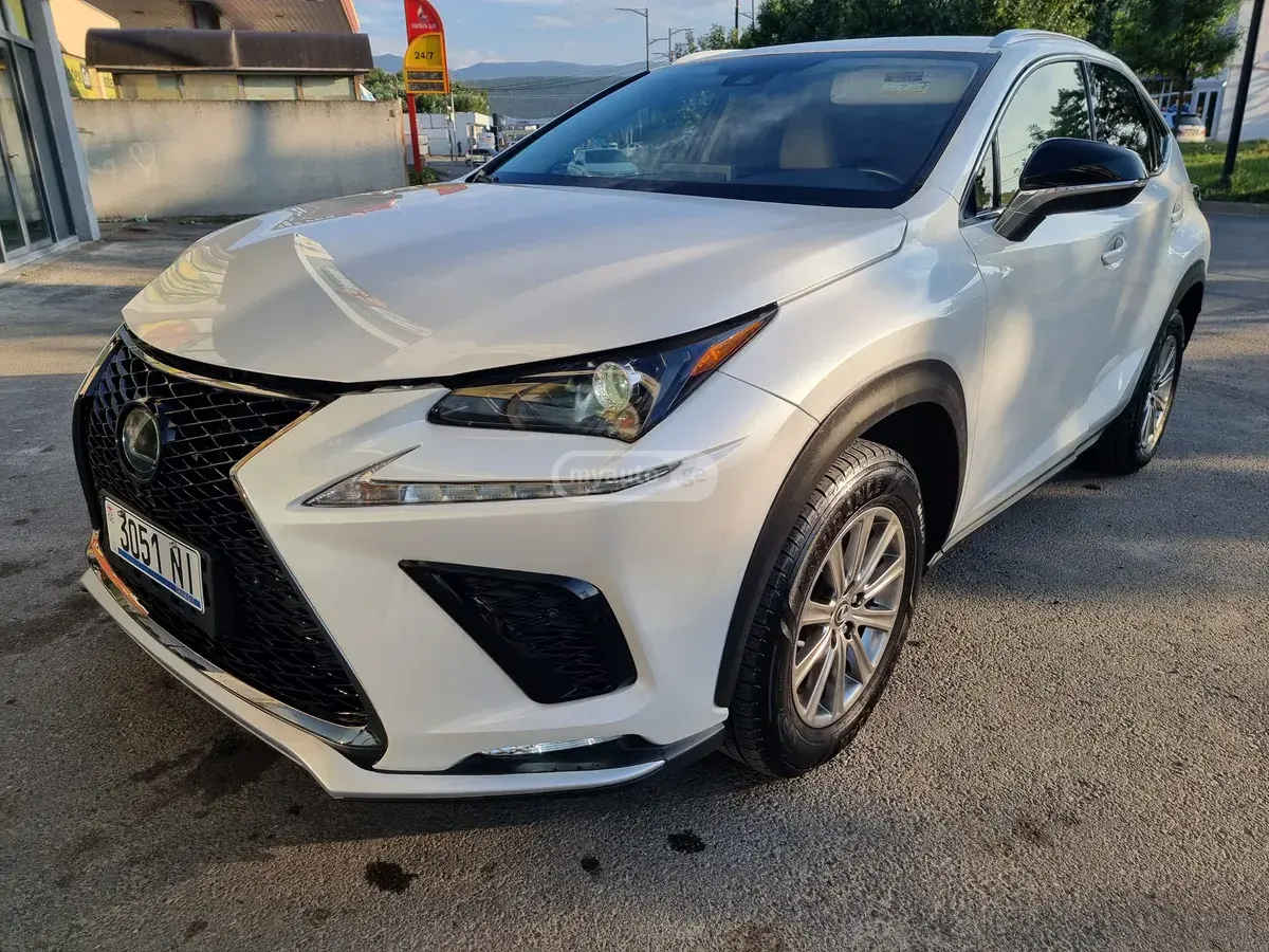 Lexus NX 300