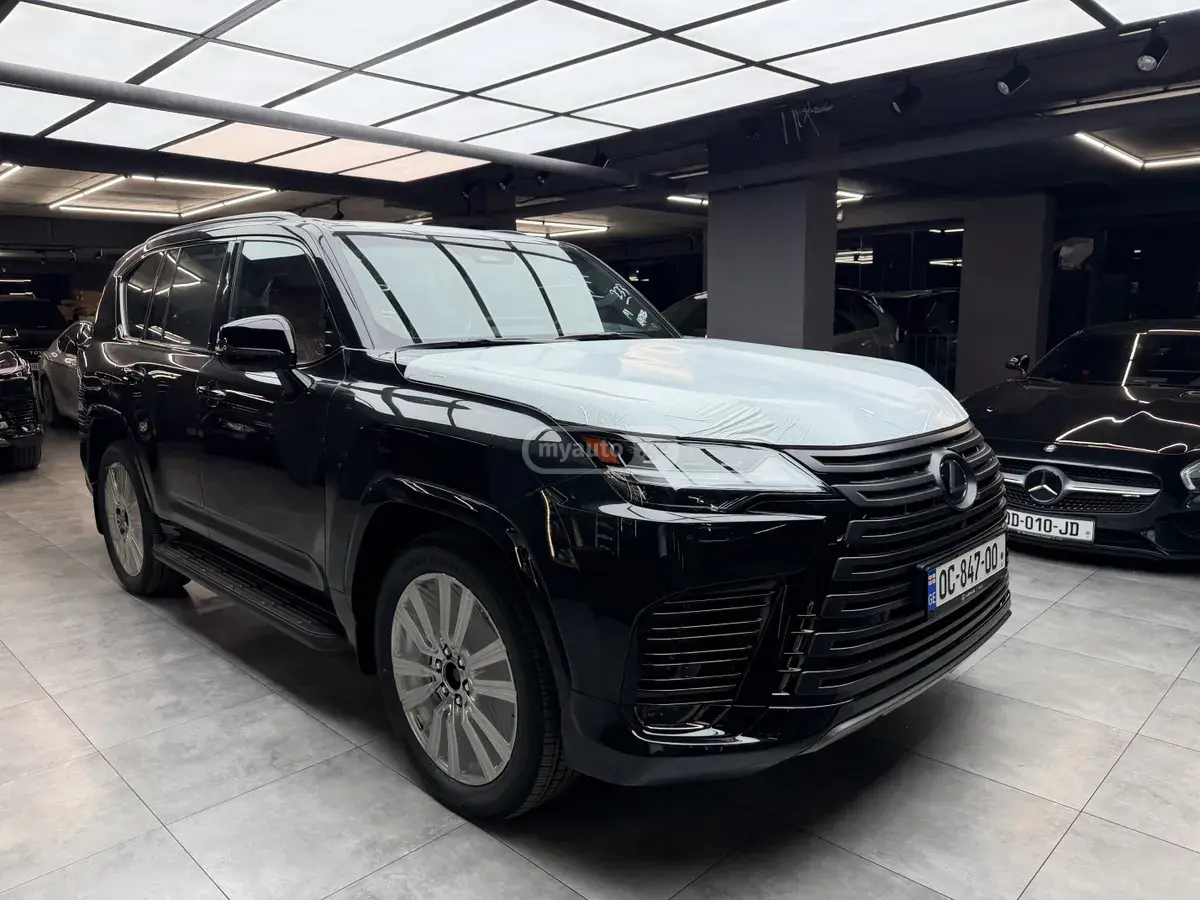 Lexus LX 600 2026 — photo 2