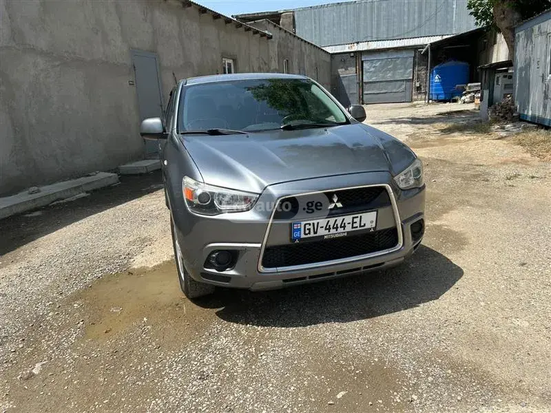Mitsubishi Outlander Sport