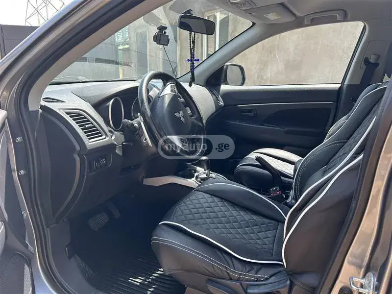 Mitsubishi Outlander Sport 2012 — photo 2
