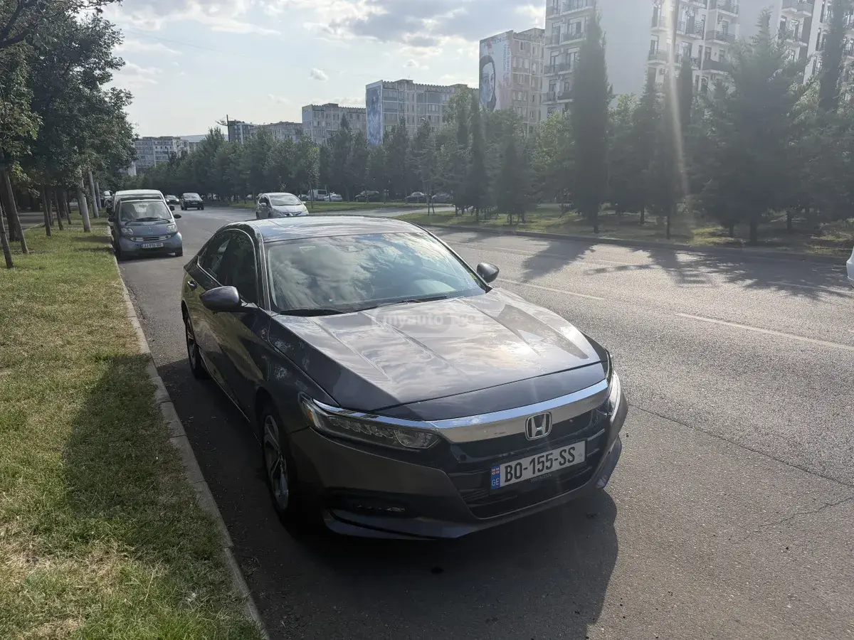 Honda Accord 2019 — photo 2